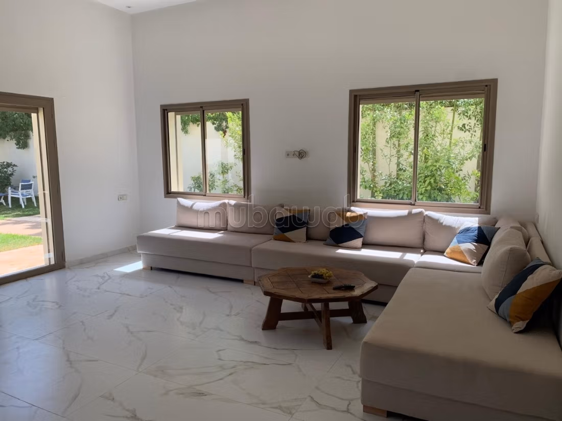 Contemporary luxe villa te huur