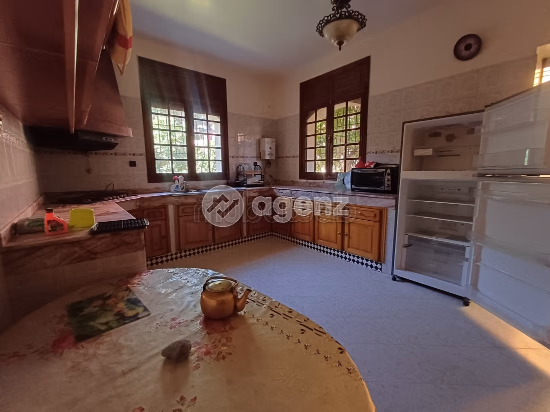 Villa à vendre 615 m², 5 chambres Benslimane Benslimane