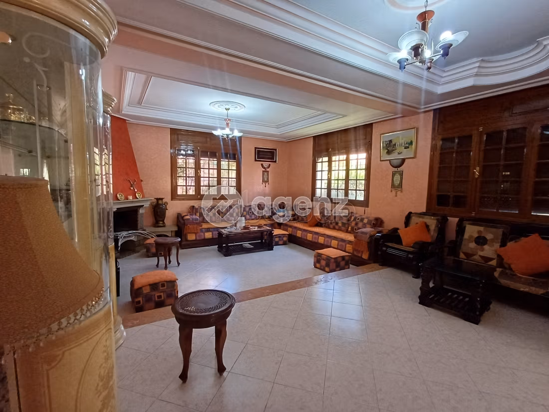 Villa à vendre 615 m², 5 chambres Benslimane Benslimane