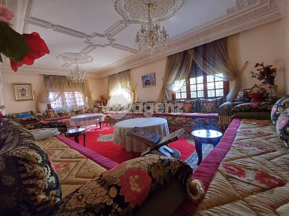 Villa à vendre 615 m², 5 chambres Benslimane Benslimane