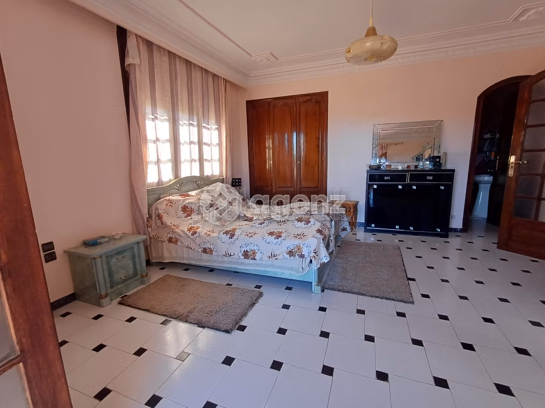 Villa à vendre 615 m², 5 chambres Benslimane Benslimane