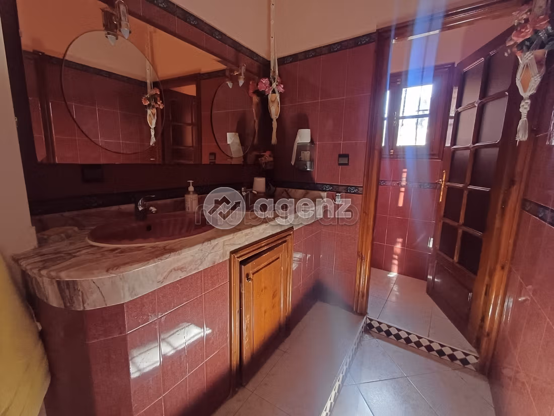 Villa à vendre 615 m², 5 chambres Benslimane Benslimane