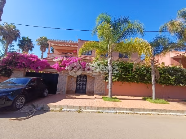 Villa à vendre 615 m², 5 chambres Benslimane Benslimane