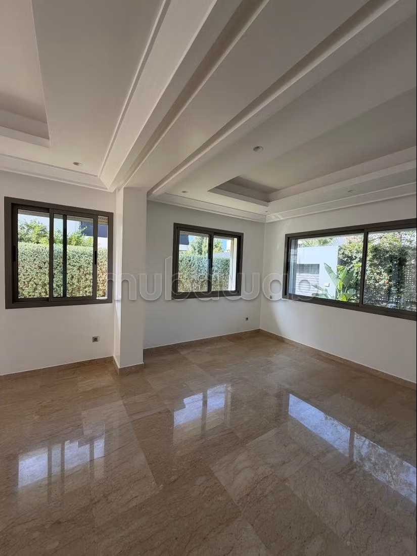 Villa for rent empty in Darbouazza