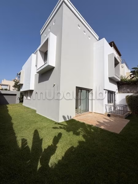 Villa à louer vide à Darbouazza