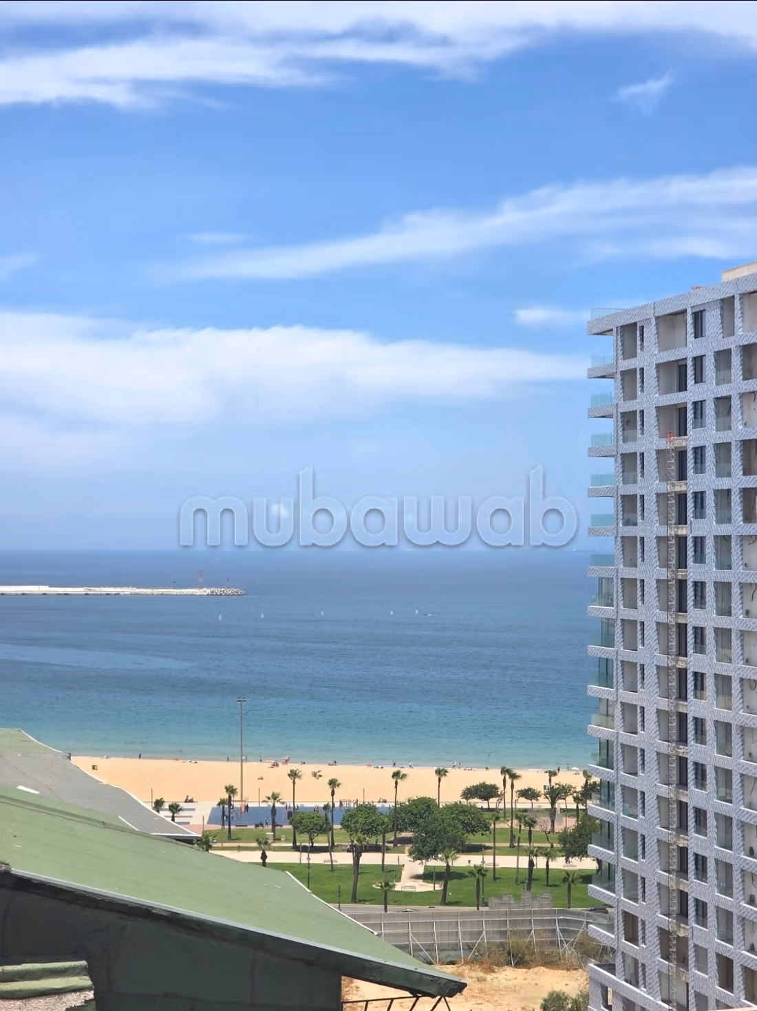 Location saisonnière à De La Plage.
Superficie 76 m².
Ascenseur et garage