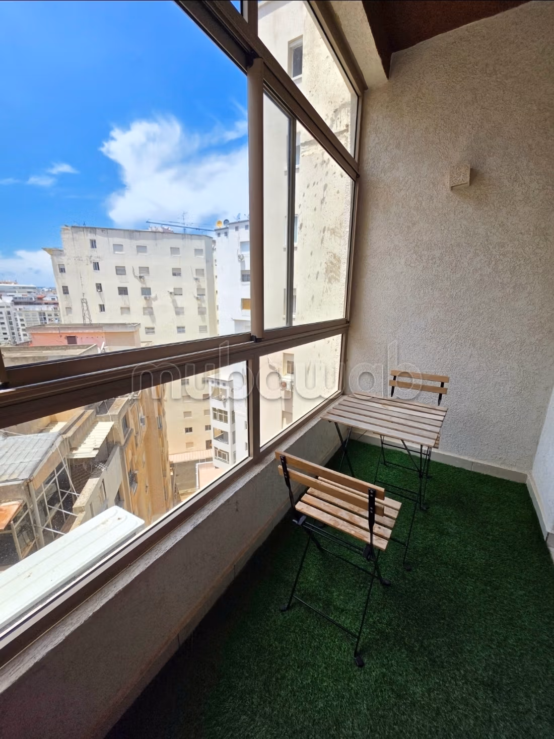 Location saisonnière à De La Plage.
Superficie 76 m².
Ascenseur et garage