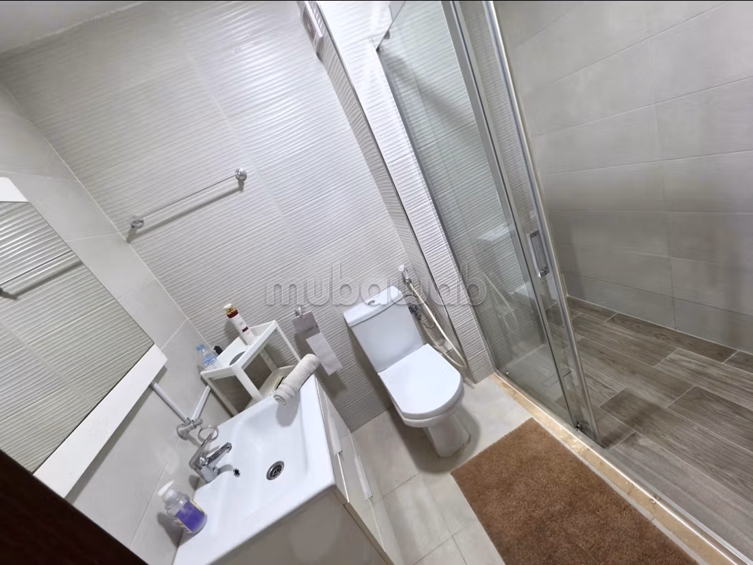 Location saisonnière à De La Plage.
Superficie 76 m².
Ascenseur et garage