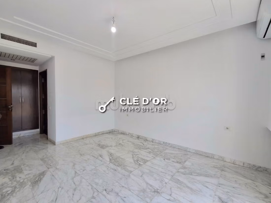Superbo Appartamento S4 ad Ain Zaghouan Nord