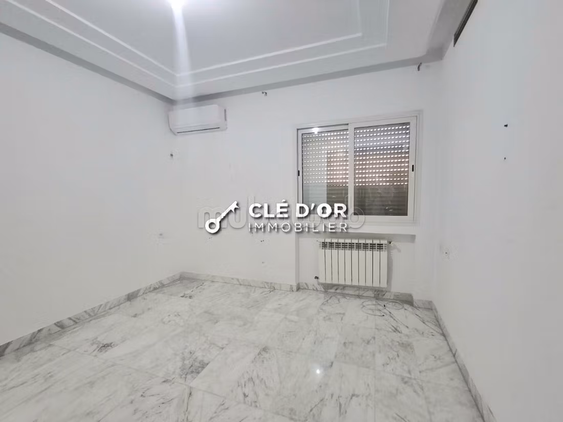 Superbo Appartamento S4 ad Ain Zaghouan Nord