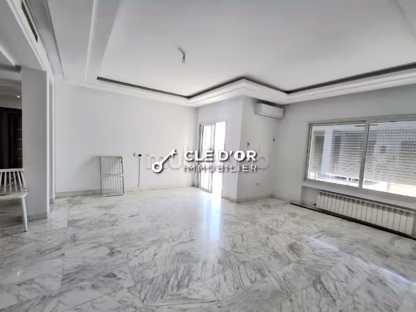 شقة رائعة S4 في عين زغوان شمال