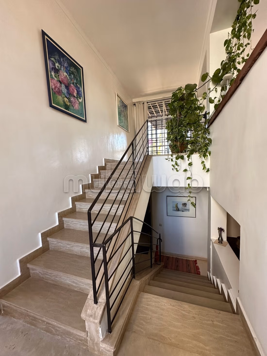 Villa's en luxe woningen kopen in Route de Fez. 5 Kamers. Gemeubileerd