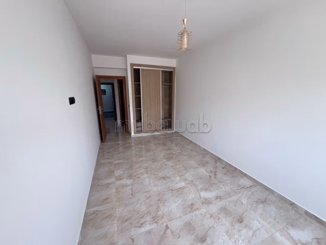 Rent this apartment in Harhoura. Area 150 m². Traditional Moroccan lounge, secured residence