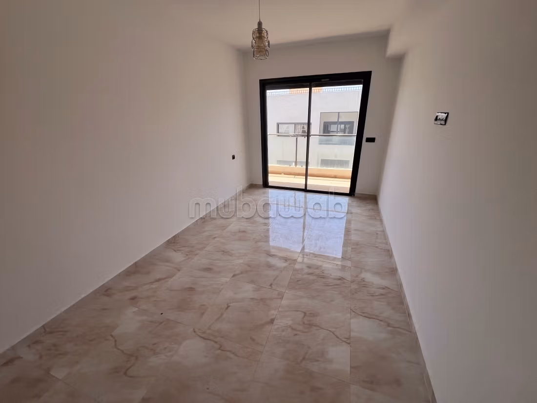 Rent this apartment in Harhoura. Area 150 m². Traditional Moroccan lounge, secured residence