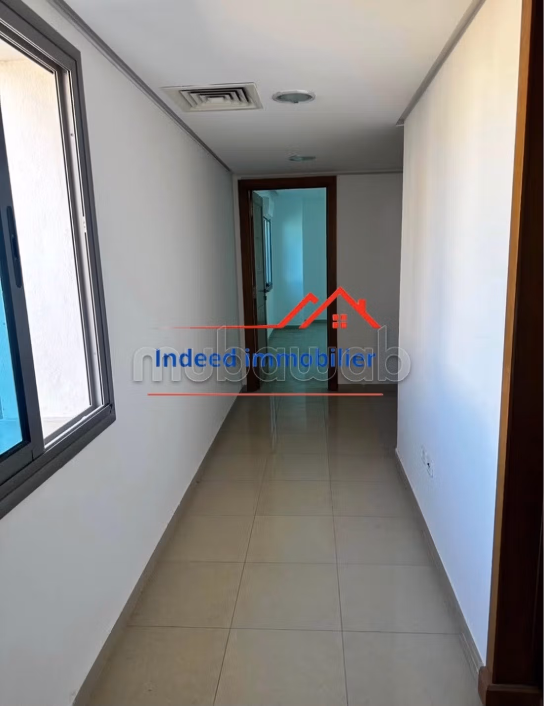 A vendre – bureau h2 a montplaisir