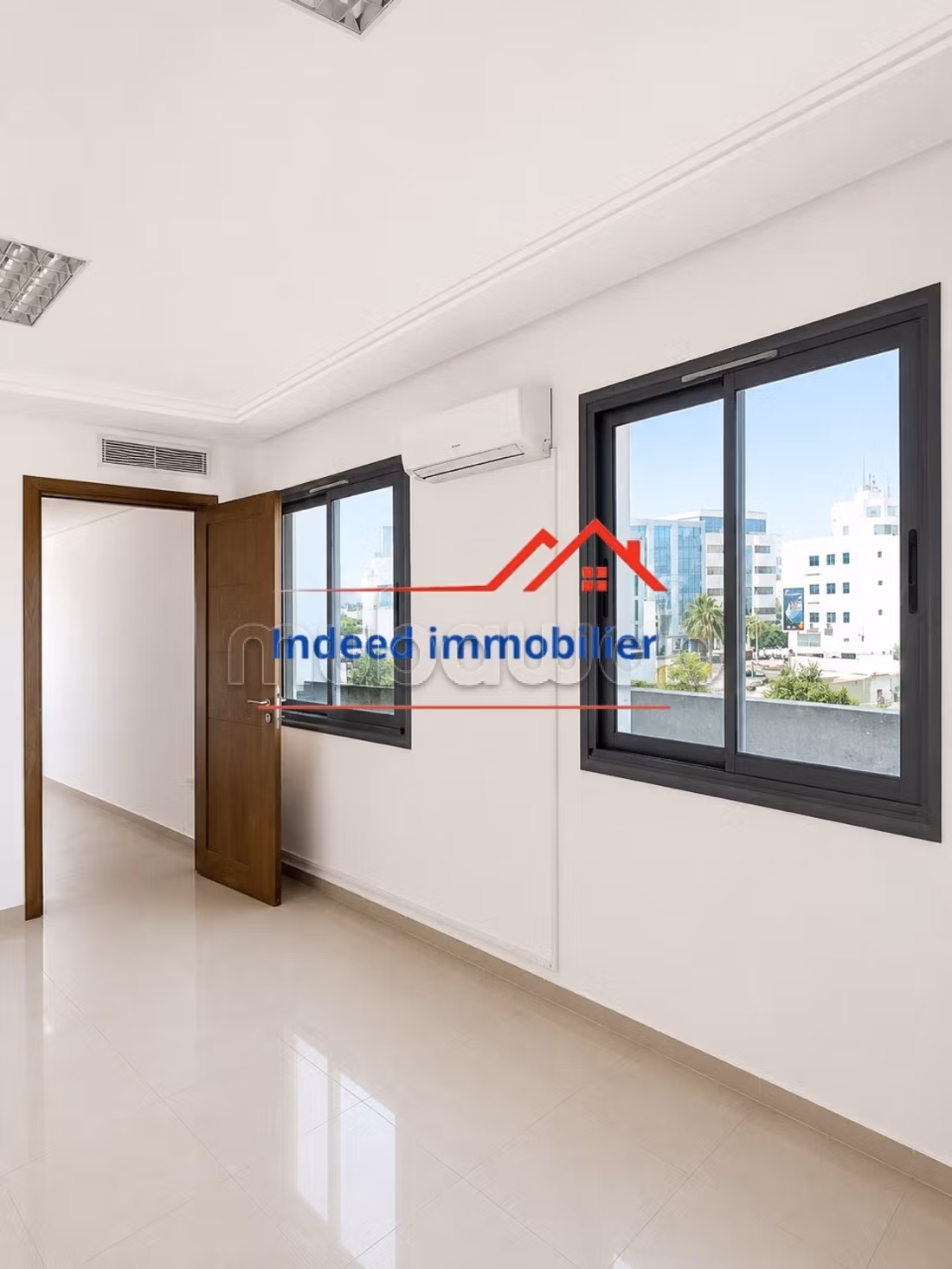 A vendre – bureau h2 a montplaisir