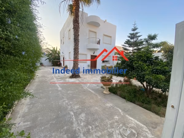 In vendita - villa S3 a La Soukra