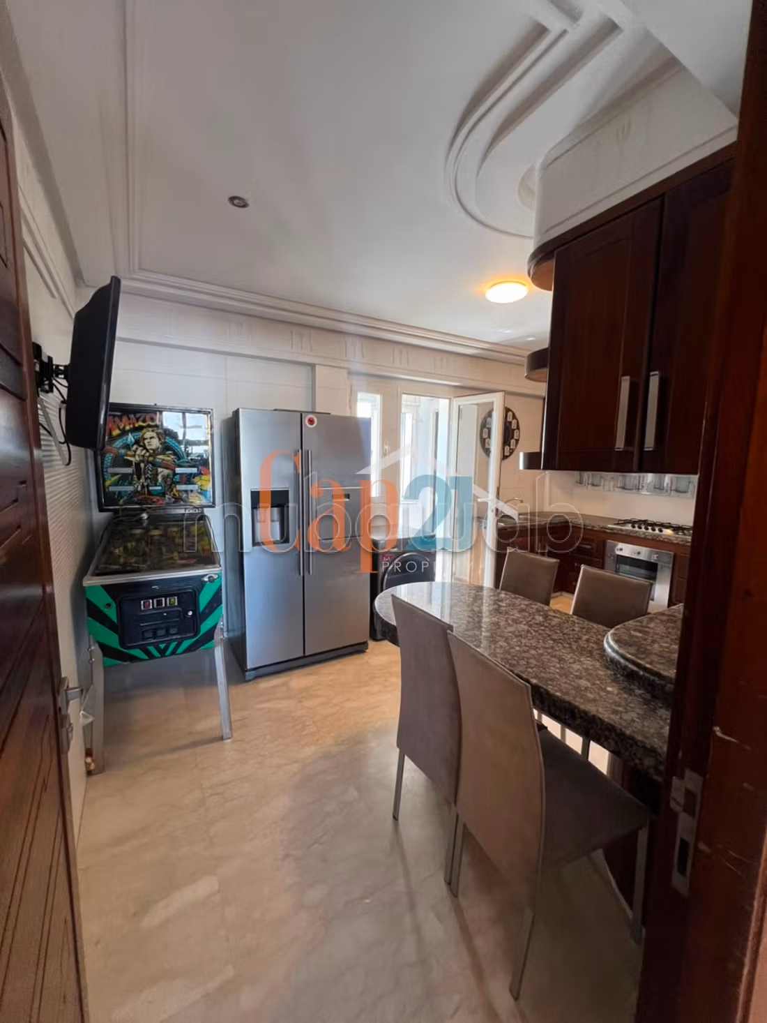 Dúplex de 200 m² con terraza en Mly Youssef