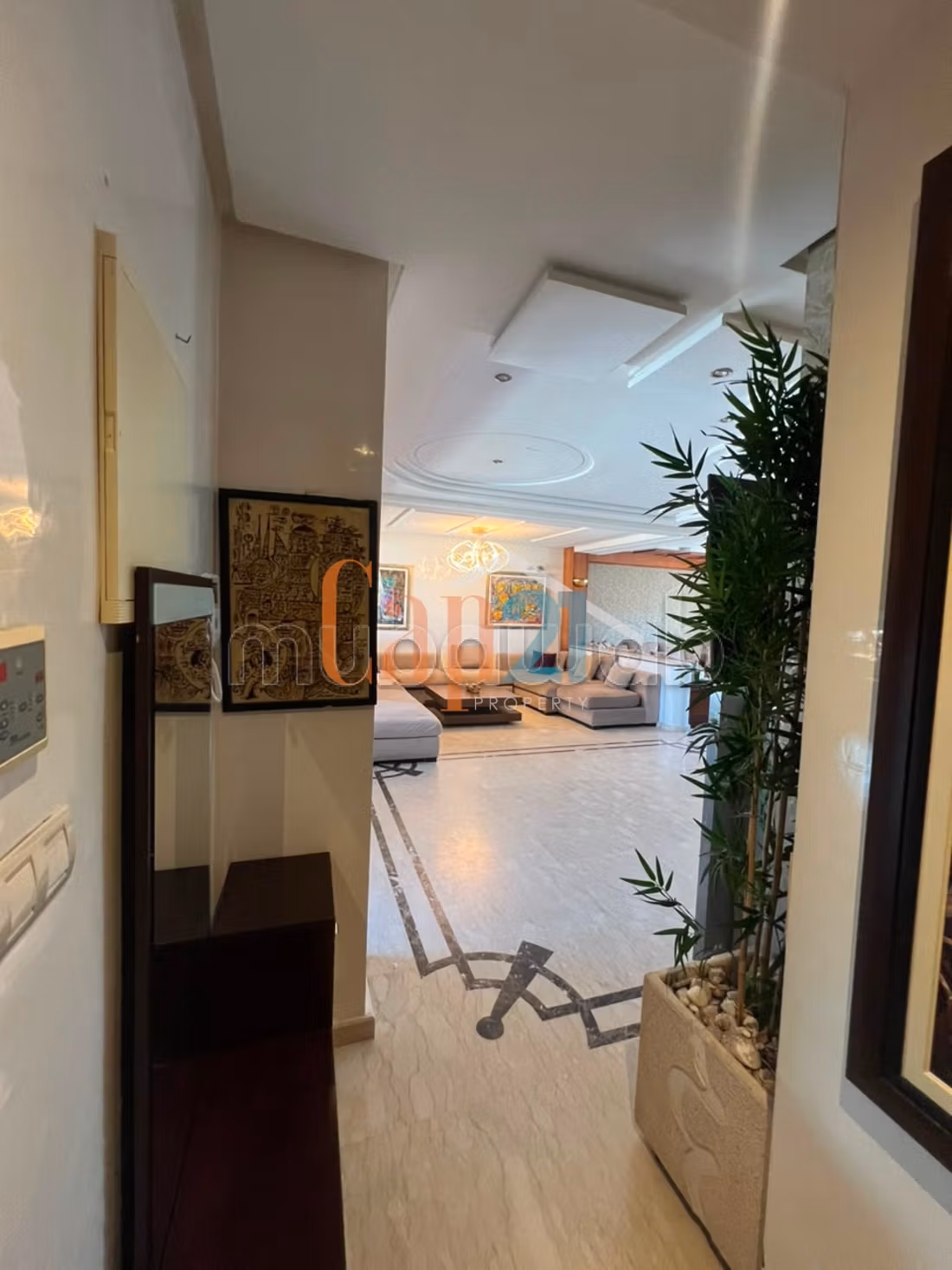 Dúplex de 200 m² con terraza en Mly Youssef