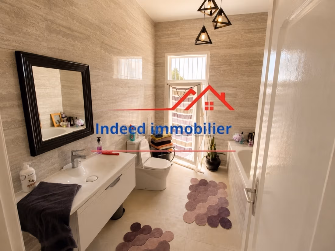 À VENDRE – Magnifique Villa S5 à El Manar 2