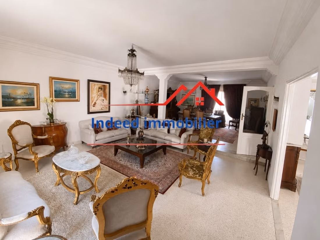 À VENDRE – Magnifique Villa S5 à El Manar 2