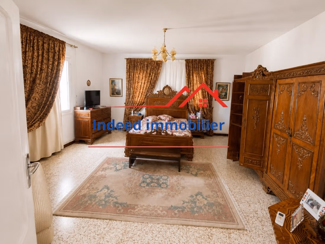 À VENDRE – Magnifique Villa S5 à El Manar 2