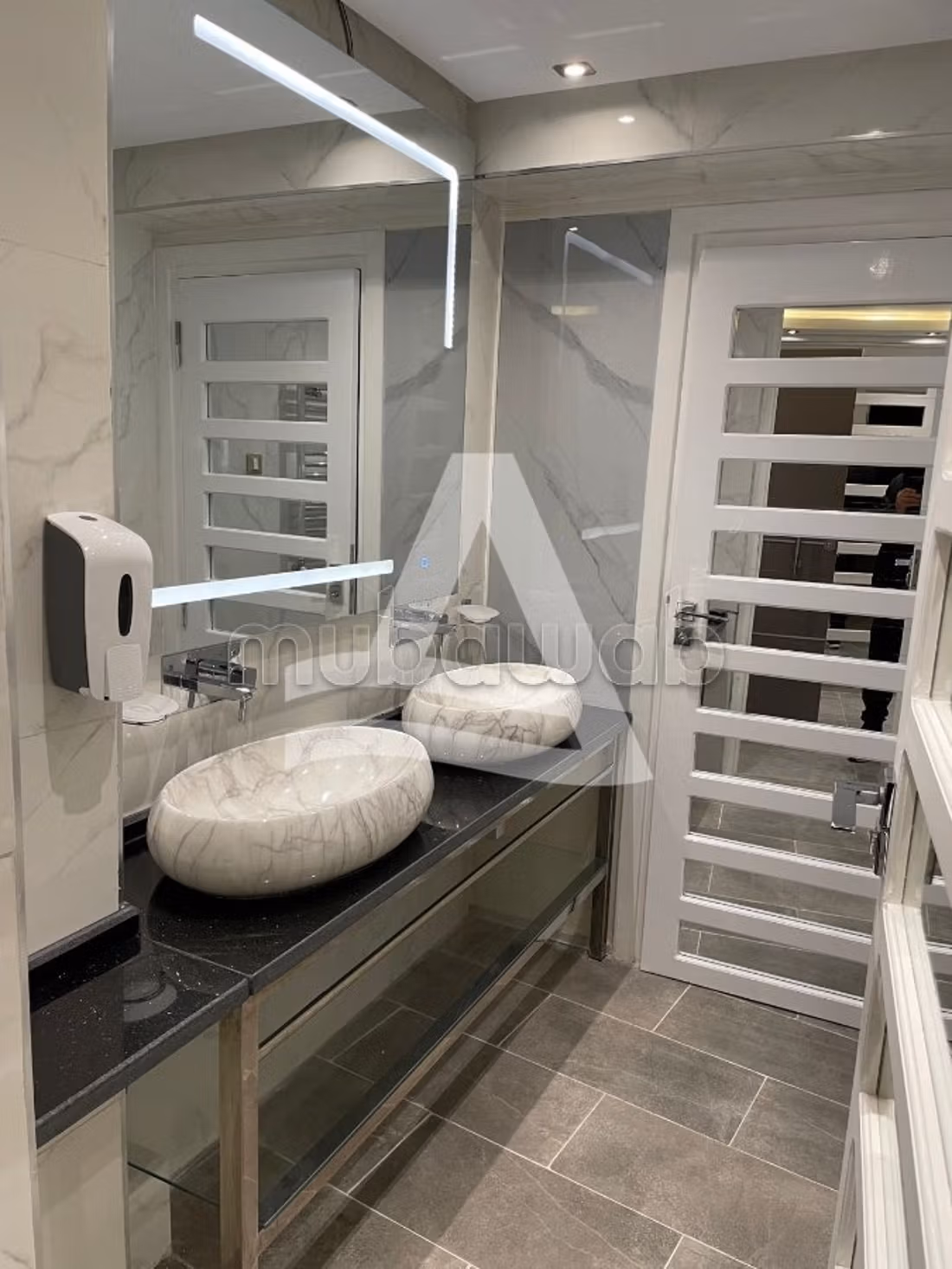 Duplex arredato con terrazza vista mare a Gammarth