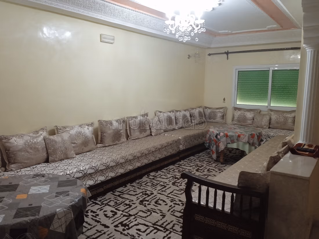 Bell'appartamento in affitto a Moulay Yacoub. Superficie totale 100 m². Arredato