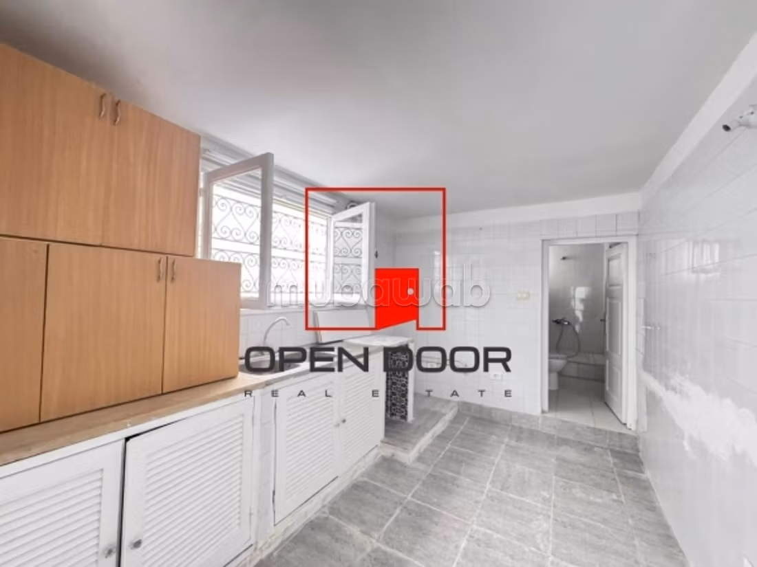 Rez de chaussée de villa S2 avec studio indépendan