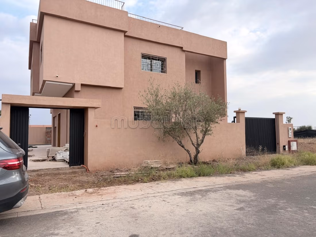Title: Exceptional New Villa - Never Inhabited