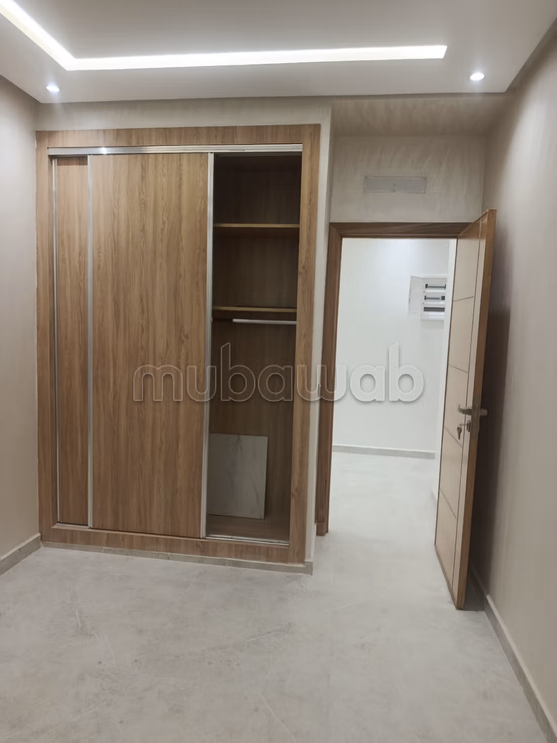 Bel appartement à vendre à Mhamid. Surface totale 130 m². Porte blindée et résidence sécurisée — 5