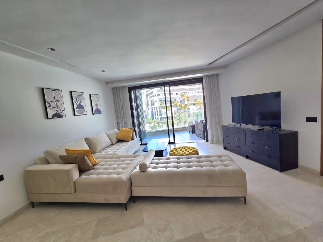 Très bel appartement en location à Casablanca Finance City.
1 chambre.
Bien meublé — 3