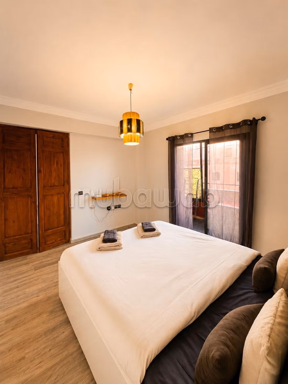 Location d'un appartement à Route Casablanca.
Surface de 60 m².
Meublé — 5