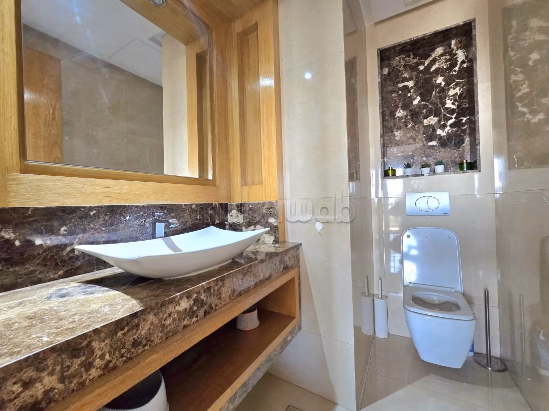 Appartement à louer à Casablanca Finance City.
Surface de 70 m².
Meublé — 6