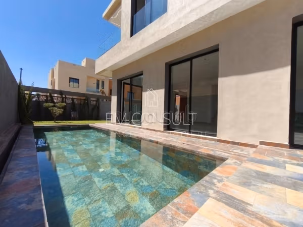 VENTE villa tagana 5 chambres piscine chauffee