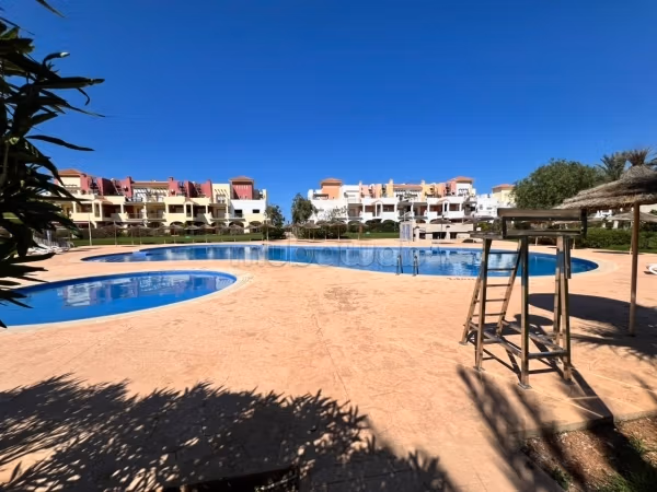 Furnished apartment with swimming pool