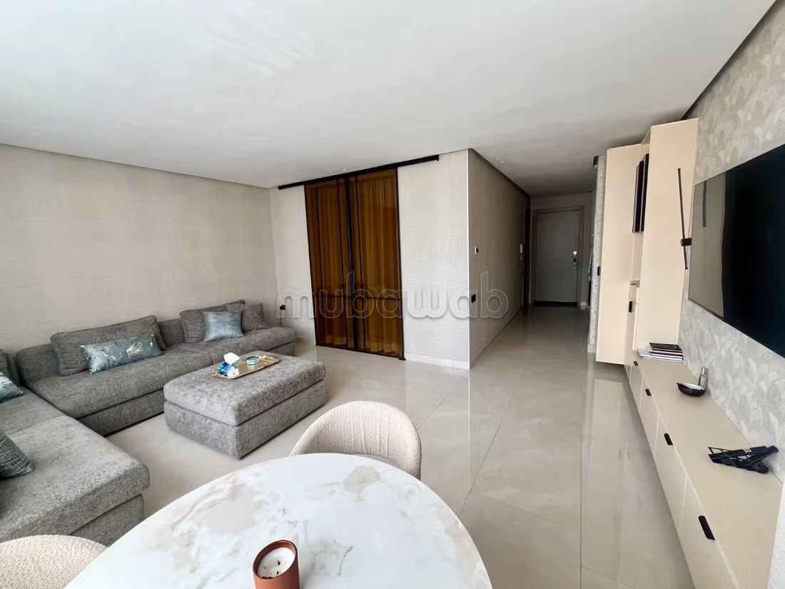 Appartement à louer à Derb Loubila. Surface de 52 m². Entièrement meublé — 5