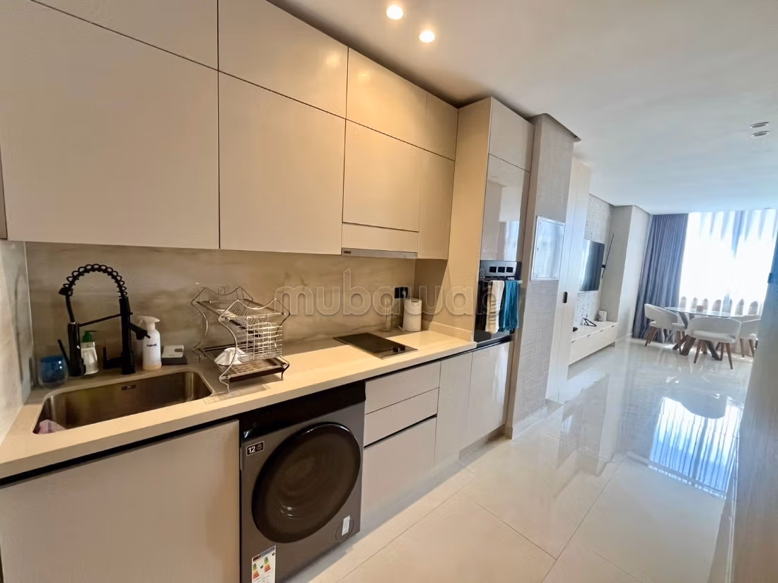 Appartement à louer à Derb Loubila. Surface de 52 m². Entièrement meublé — 6