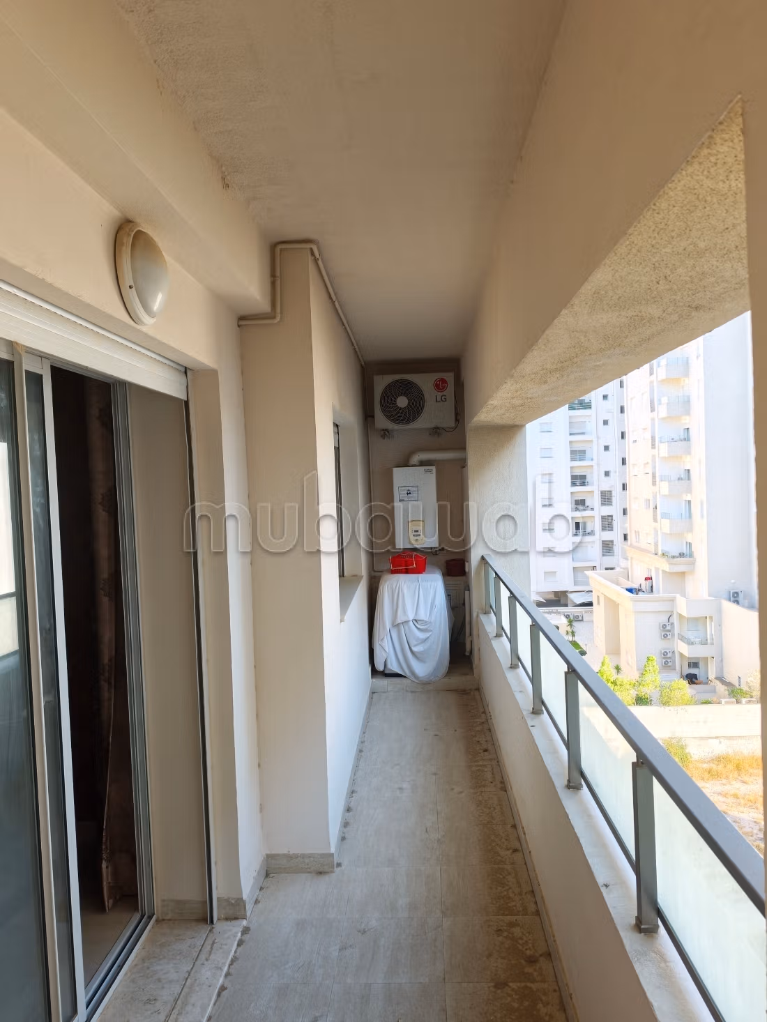 Superbe appartement meublé comme neuf très peu hab