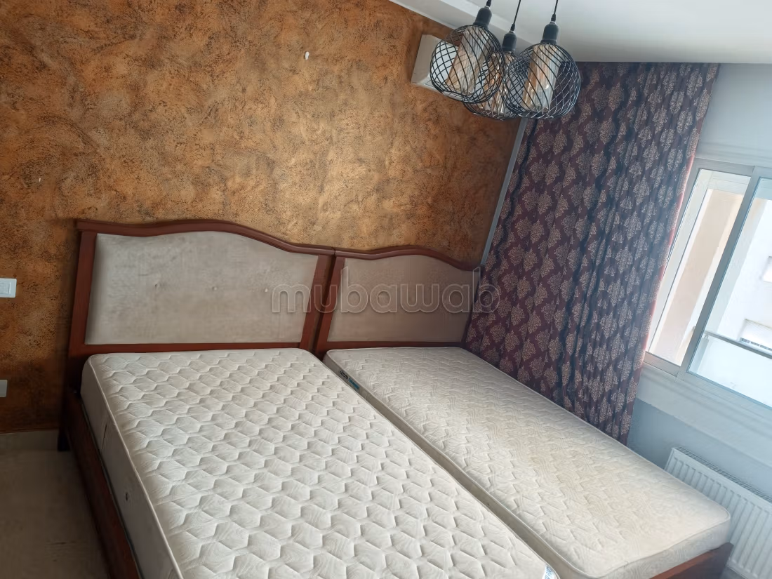Superbe appartement meublé comme neuf très peu hab