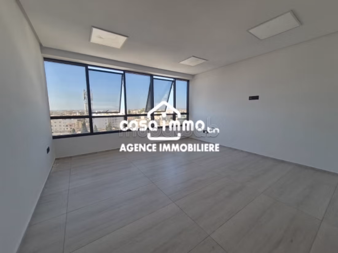 In affitto ufficio nuovo S1 a Rades Ville