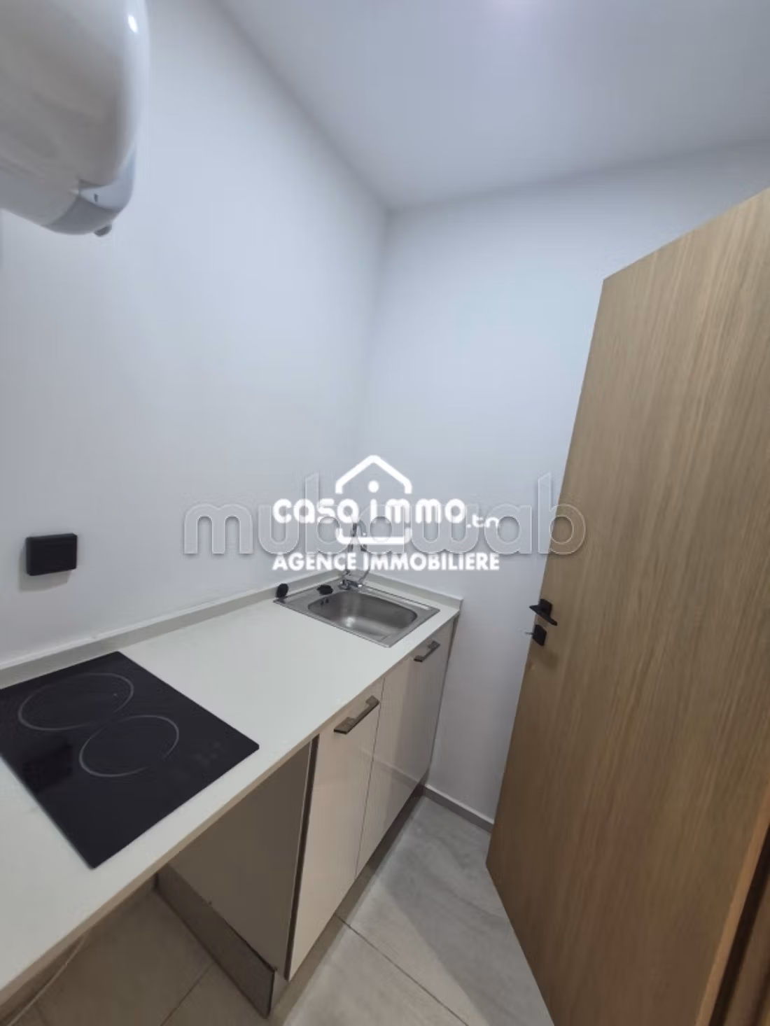 In affitto ufficio nuovo S1 a Rades Ville