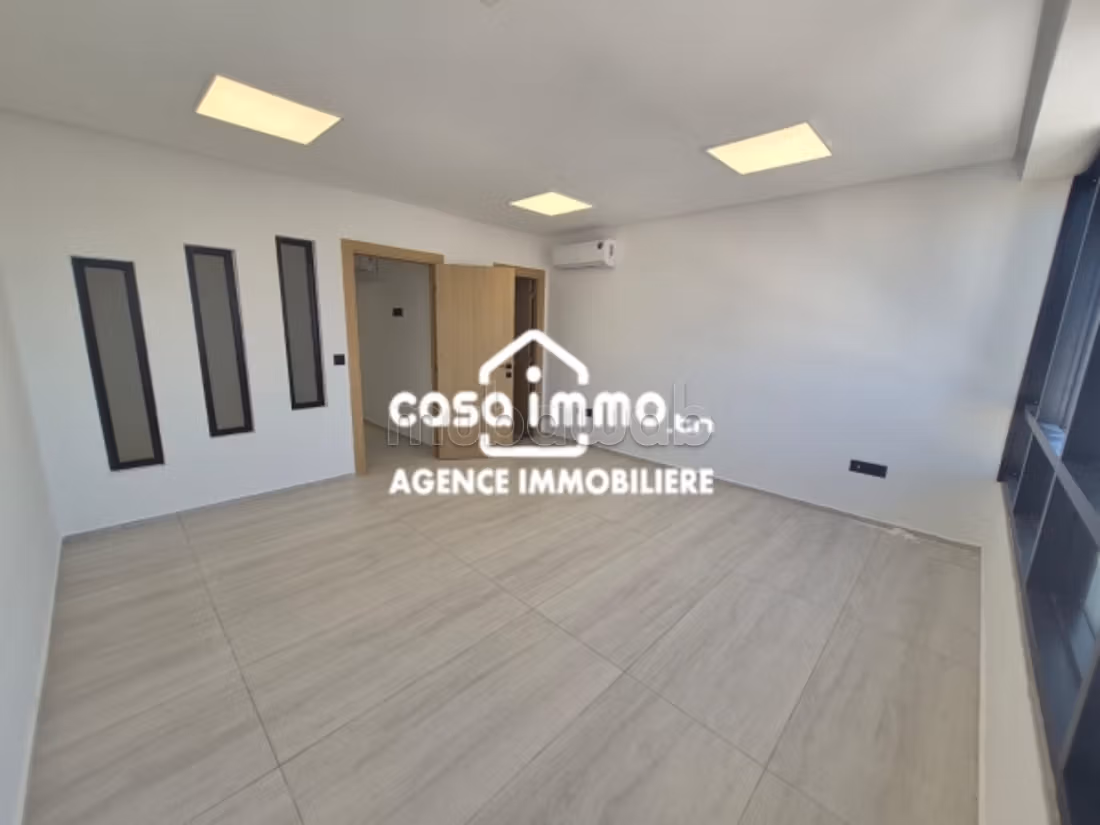 In affitto ufficio nuovo S1 a Rades Ville