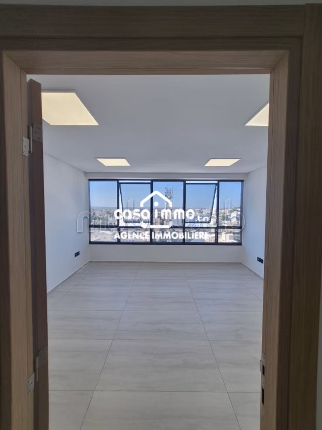 In affitto ufficio nuovo S1 a Rades Ville