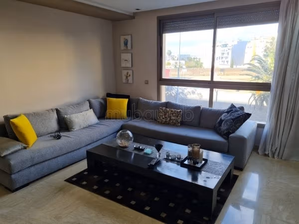 Studio meublé Luxe 45m2 à Mers Sultan 2pas tramway