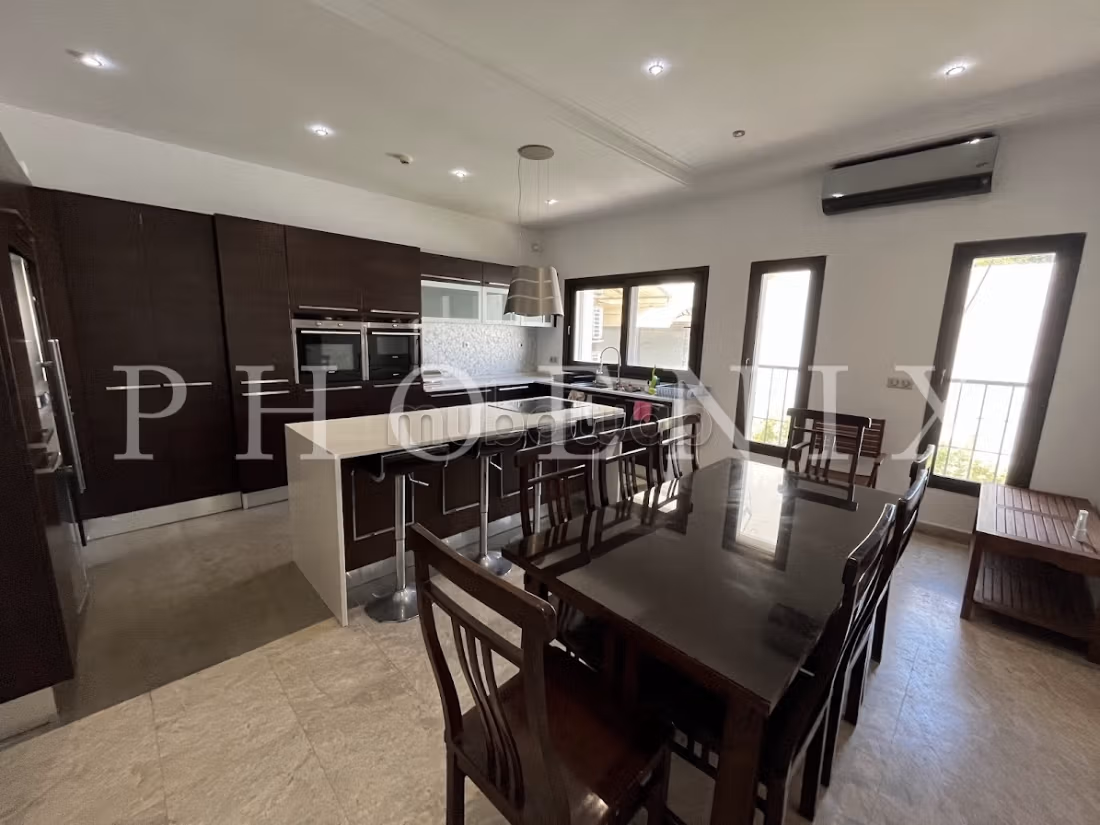 Villa S5 avec piscine à Carthage
