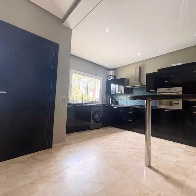 Villa in Affitto di 223.0 m² a Sidi Rahal, Hay Charaf