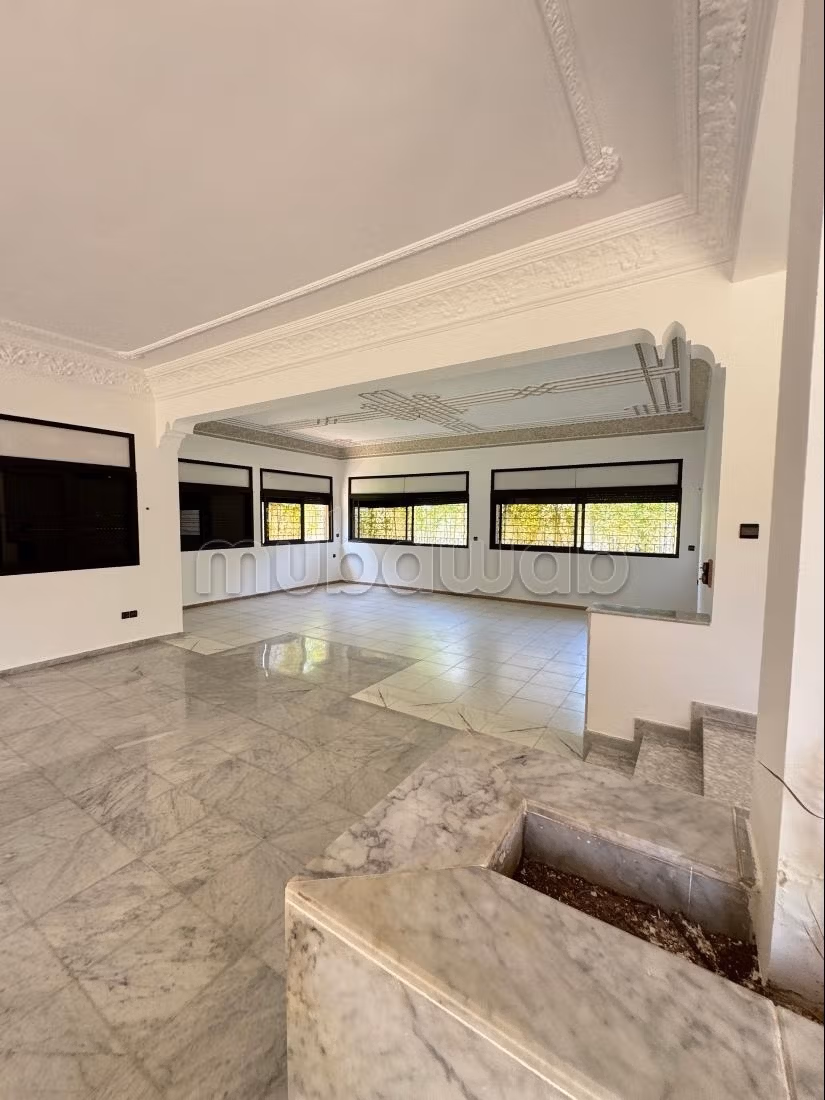 Exceptional Villa for Office Use Souissi