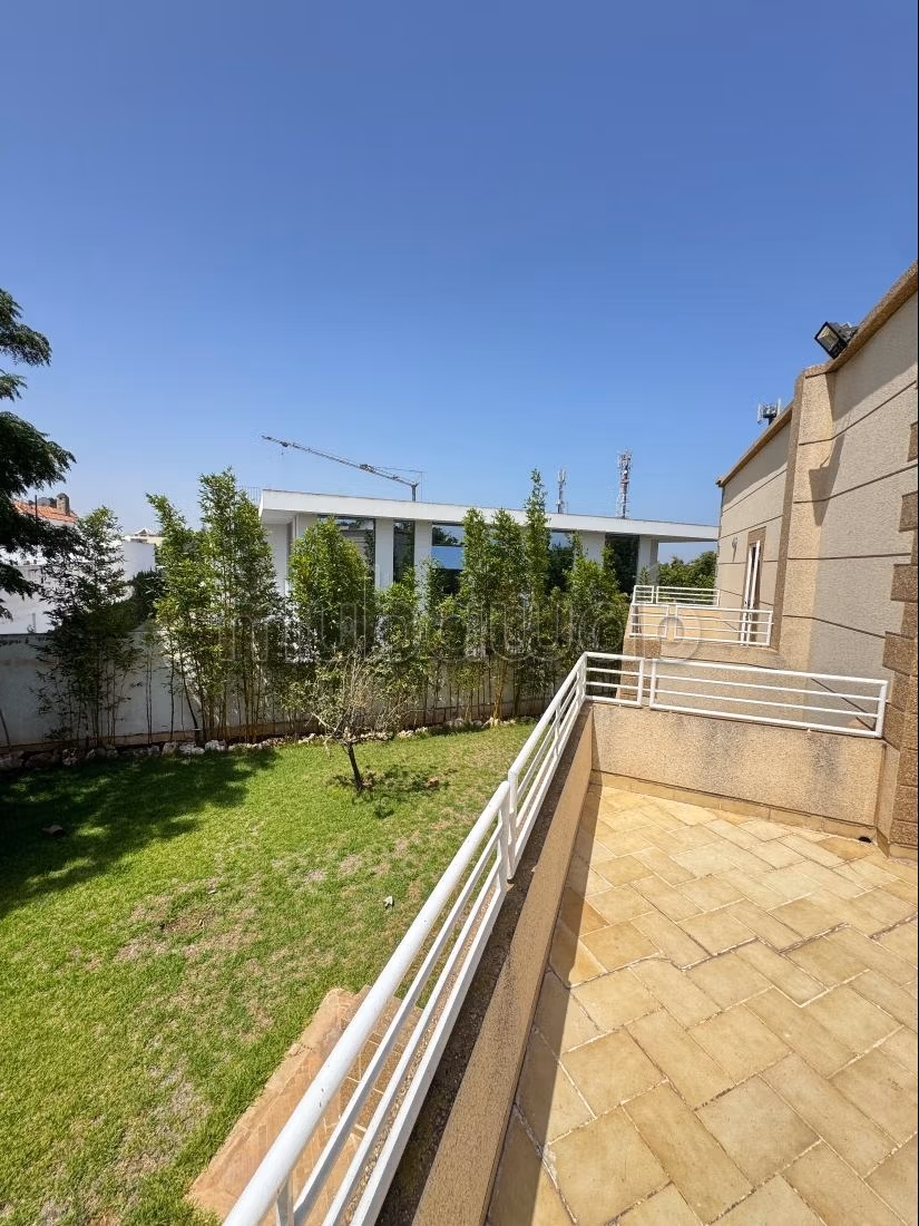 Exceptional Villa for Office Use Souissi