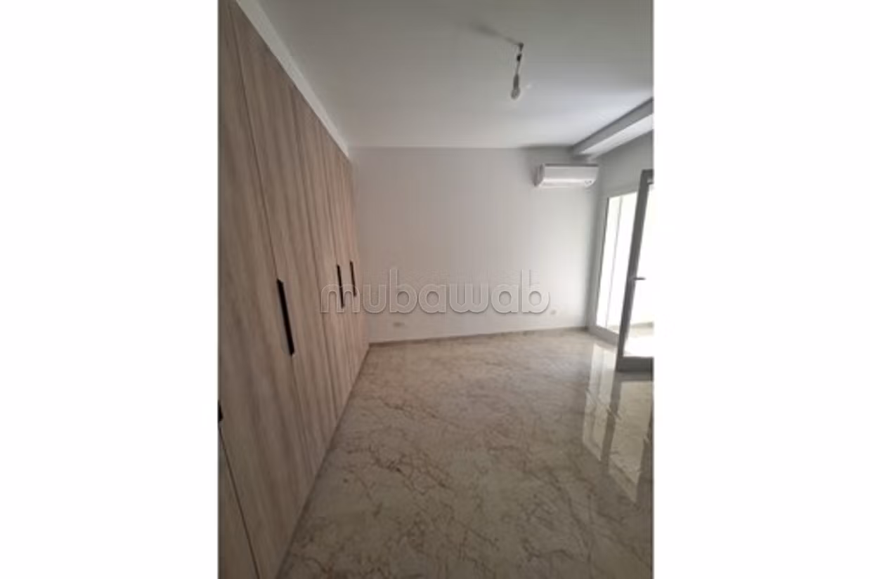 Appartamento S3 in vendita a Ennasr 1 2, Ariana